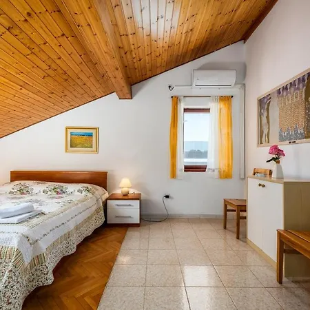 Gostinjska kuća Lido Basanija